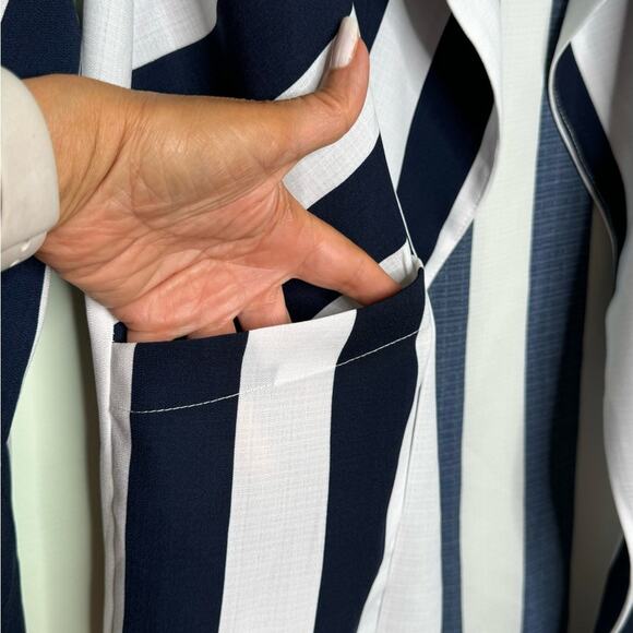 Elodie Navy Stripe Trendy Open Front Blazer Jacket Long Sleeve Size Medium - Picture 9 of 10